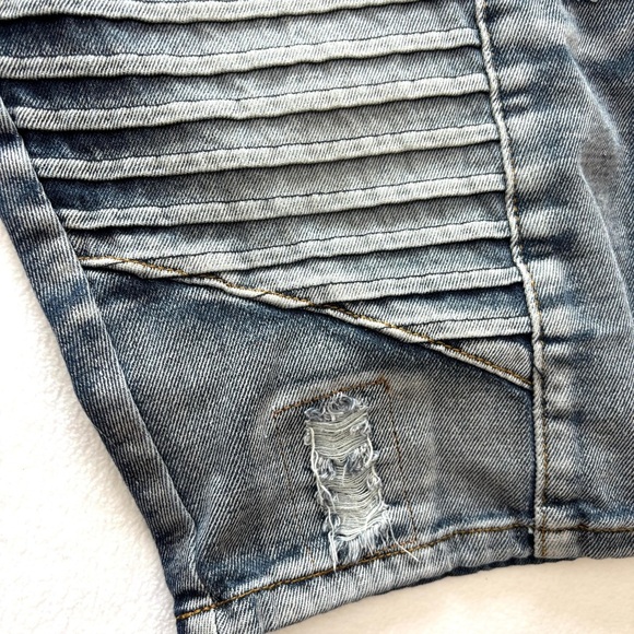 Trillnation 34 Med Wash 90% Cotton Zipper Ripple Knee Length Denim Short Size 34 - Picture 6 of 12